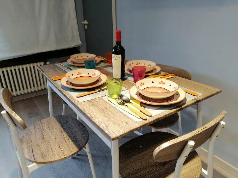 Appartamento Loft 2 In Mondello Beach Mt. 200 From Sea. Palermo Italia